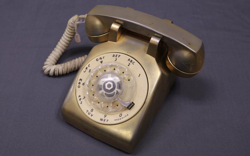 Image of Kellogg 500 telephone.