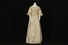 Image of wedding dress worn by Illinois First Lady Catherine Yates.