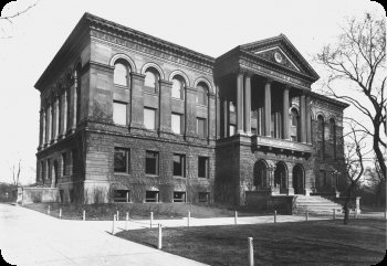 Image of Chicago Academy of Sciences' Laflin Building.