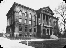 Image of Chicago Academy of Sciences' Laflin Building.